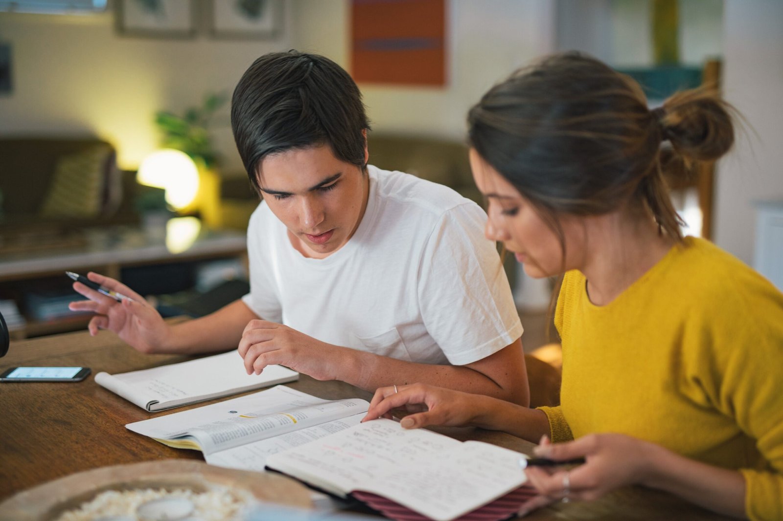 Rahasia Sukses Jadi Tutor Dapatkan Bayaran Tinggi Pengalaman Berharga!