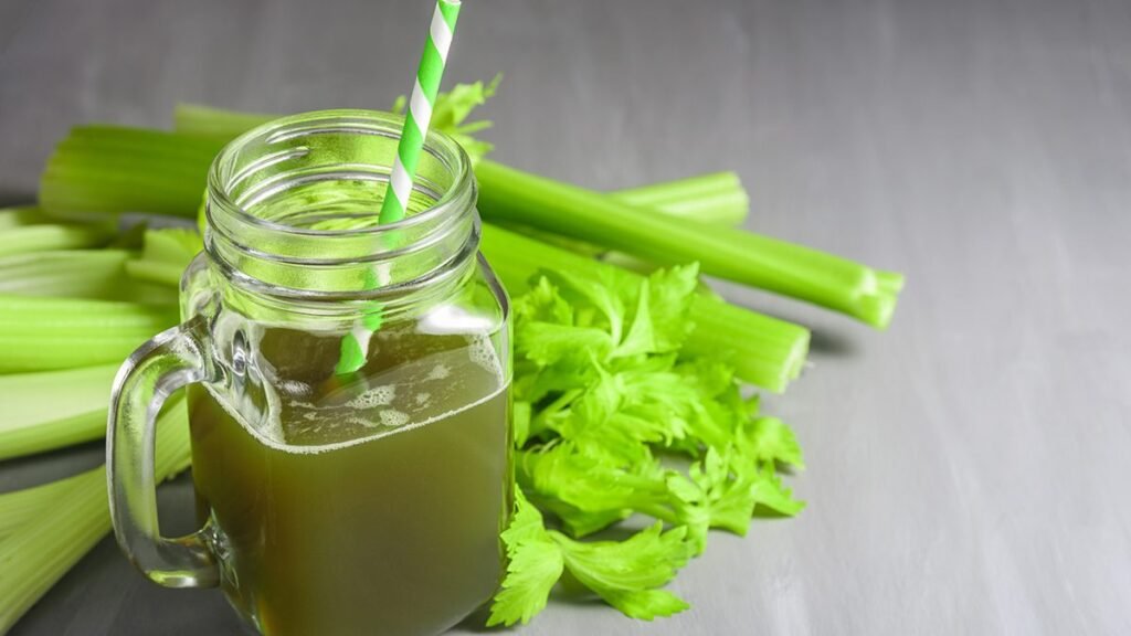 Manfaat Daun Seledri