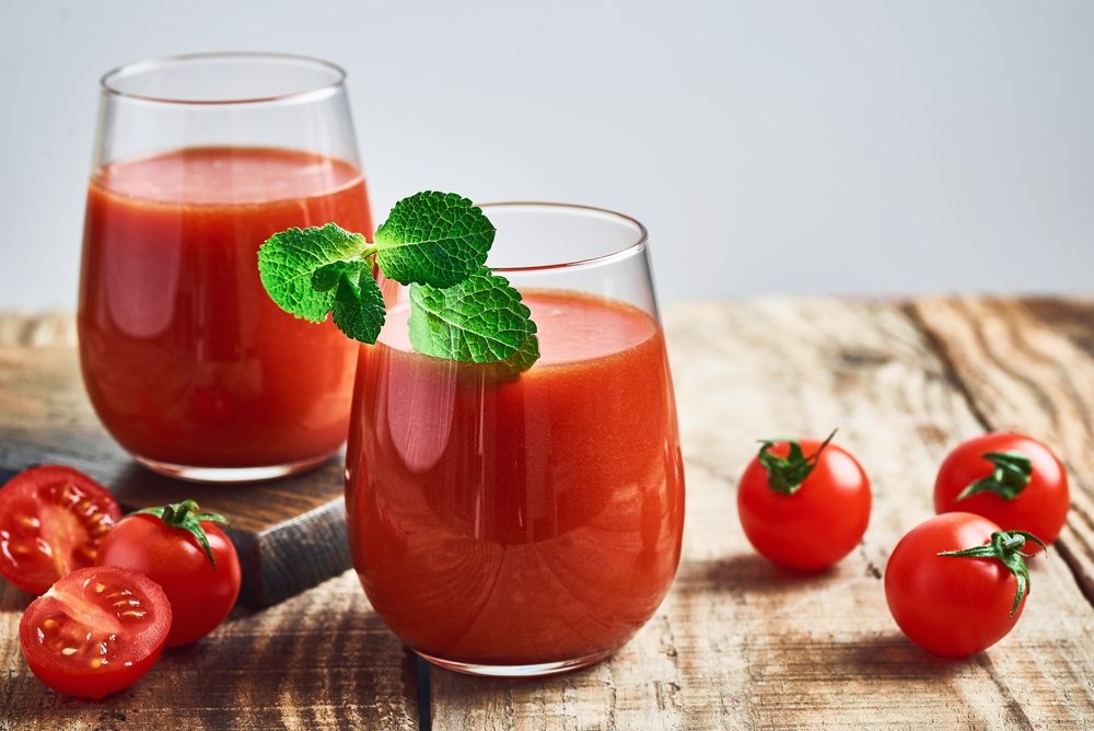 Rahasia Awet Muda? Manfaat Jus Tomat yang Mengejutkan!